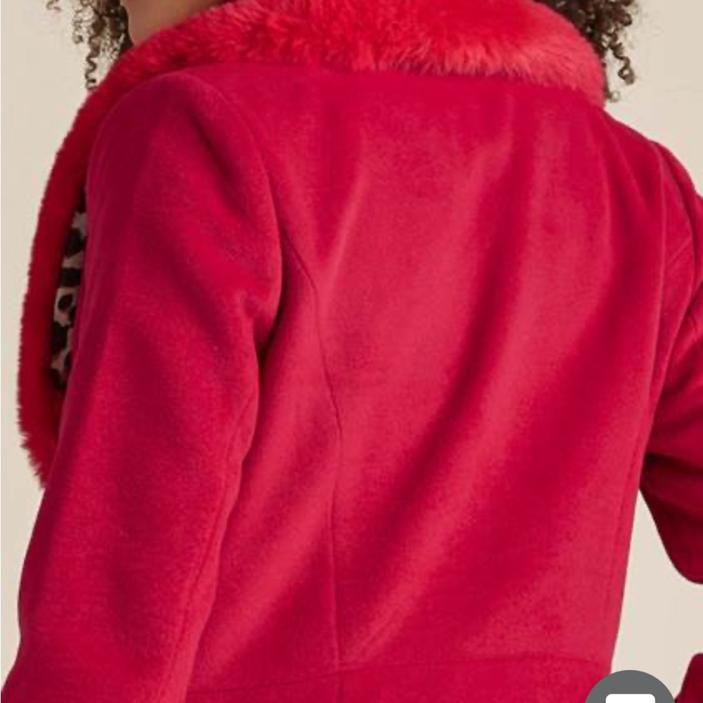 New Venus coat